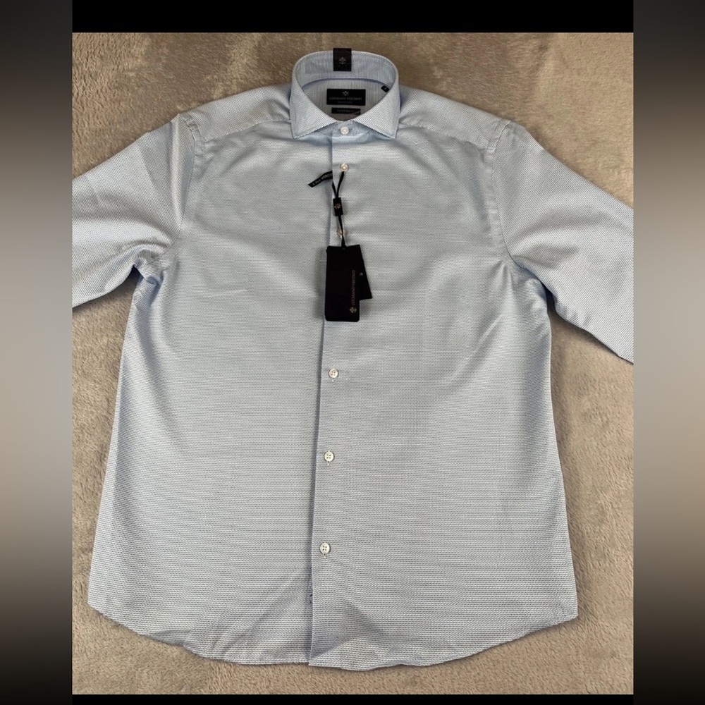 Luchiano Visconti mens Long Sleeve Sky Blue Button Up Dress shirt size Small